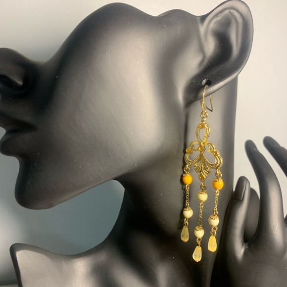 Earrings - Picture 2 of 3